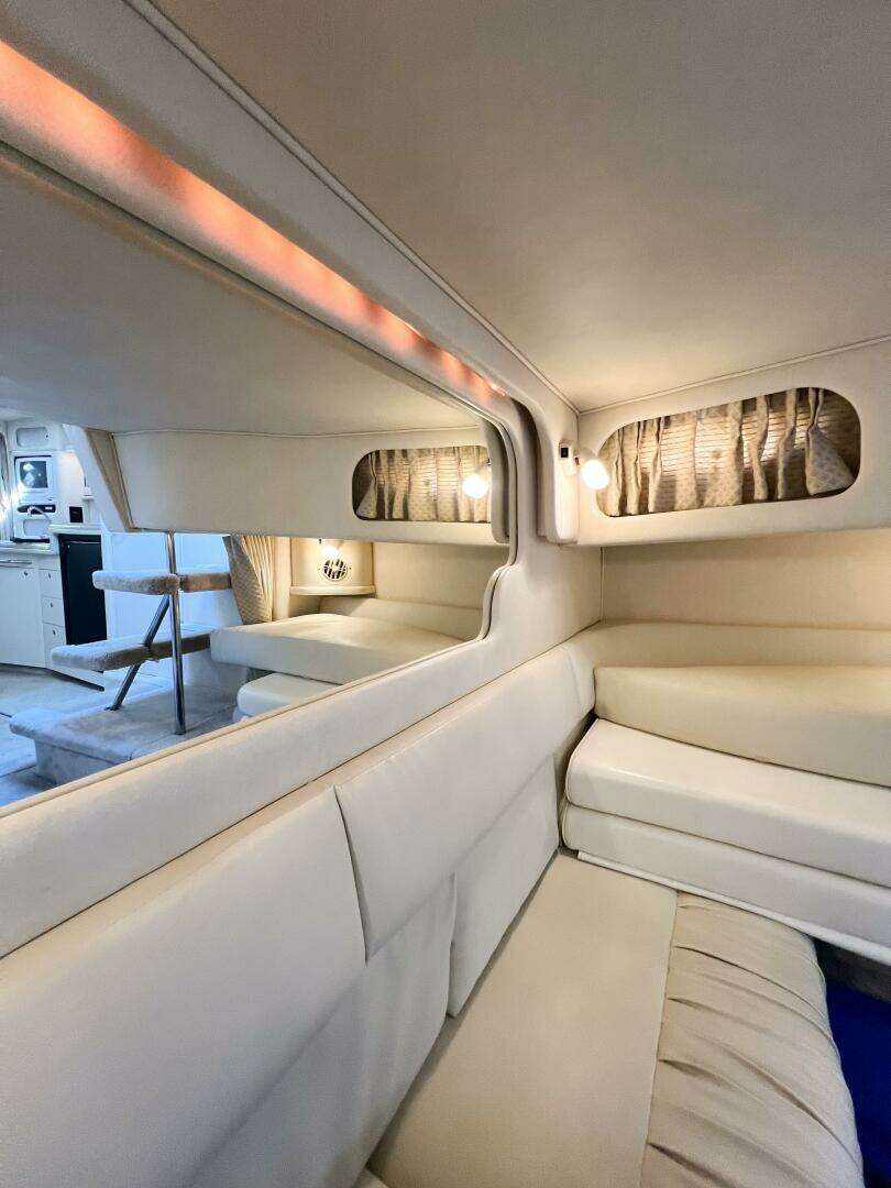 2000 Sea Ray 340 Sundancer - Image 35