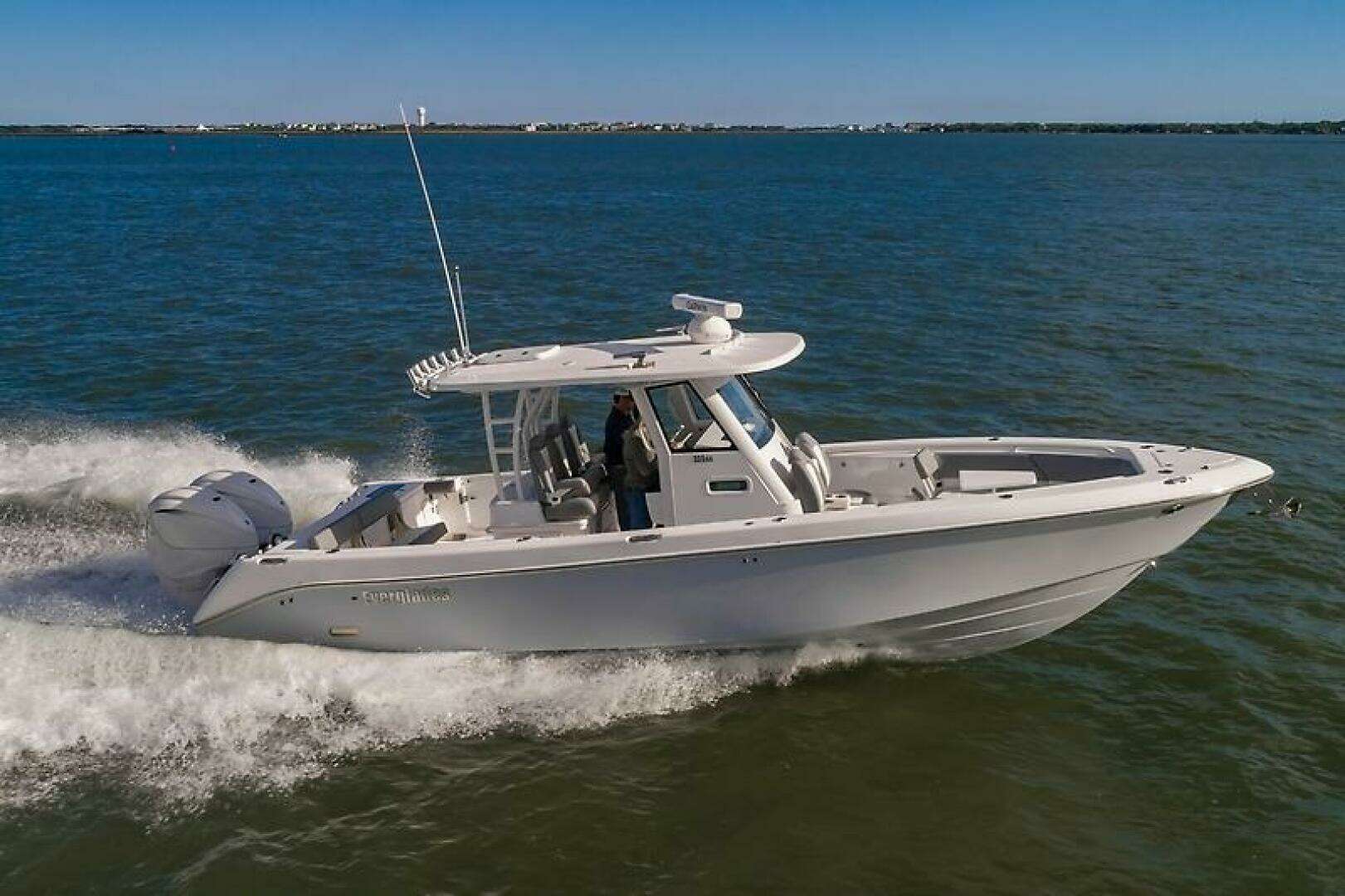 2023 Everglades 335CC - Image 5
