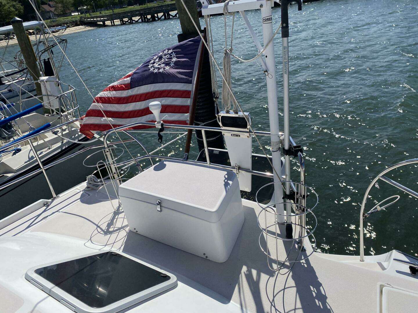 1997 Catalina Morgan 38 - Image 12