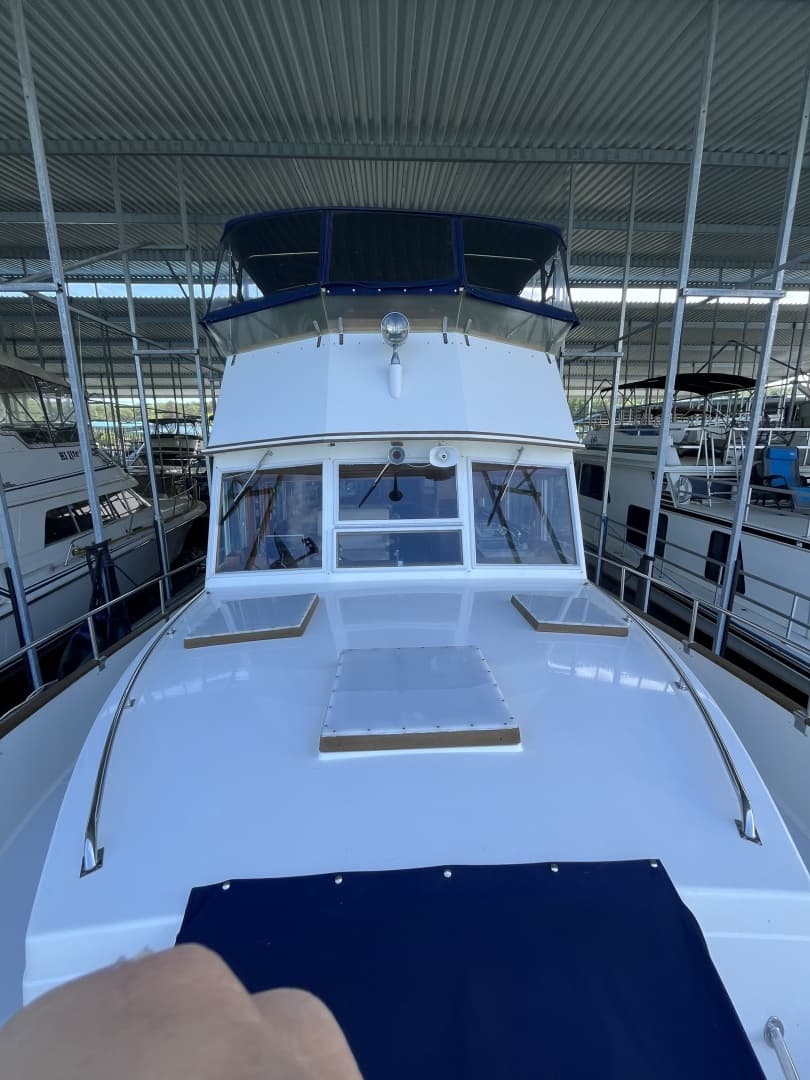 1987 Grand Banks 49 Motor Yacht - Image 13