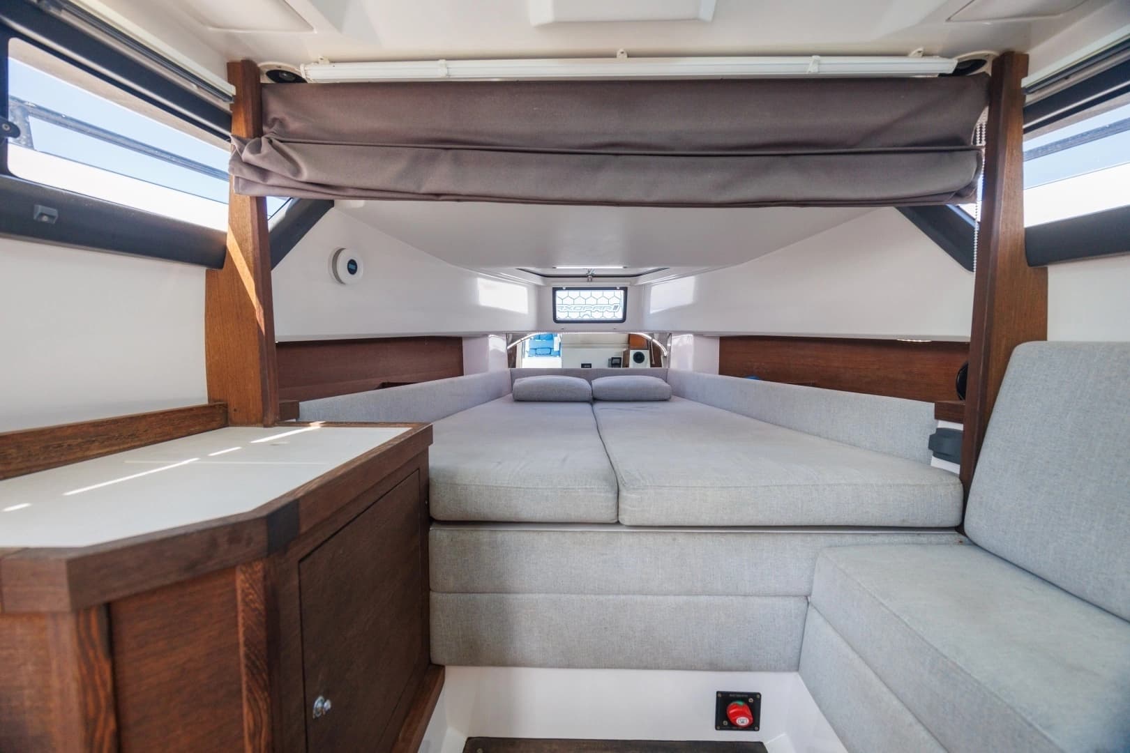 2019 Axopar 37 Sun Top - Image 15