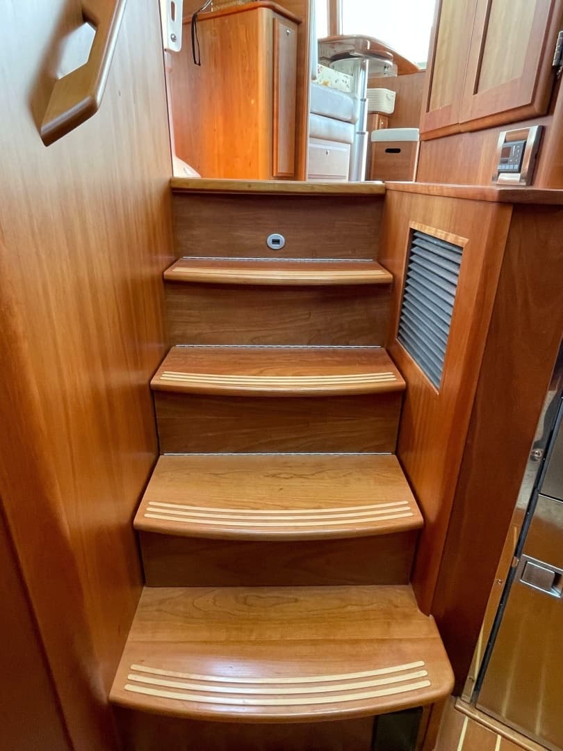 2016 Sabre 48 Salon Express - Image 70