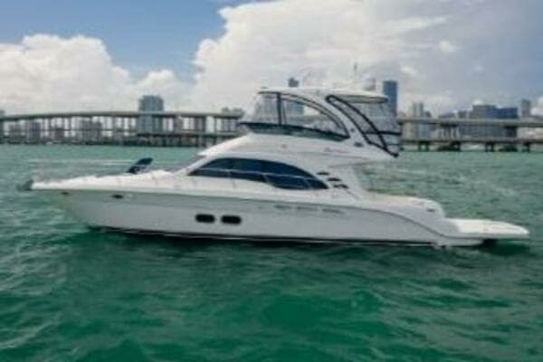 2007 Sea Ray 520 Sedan Bridge - Image 1