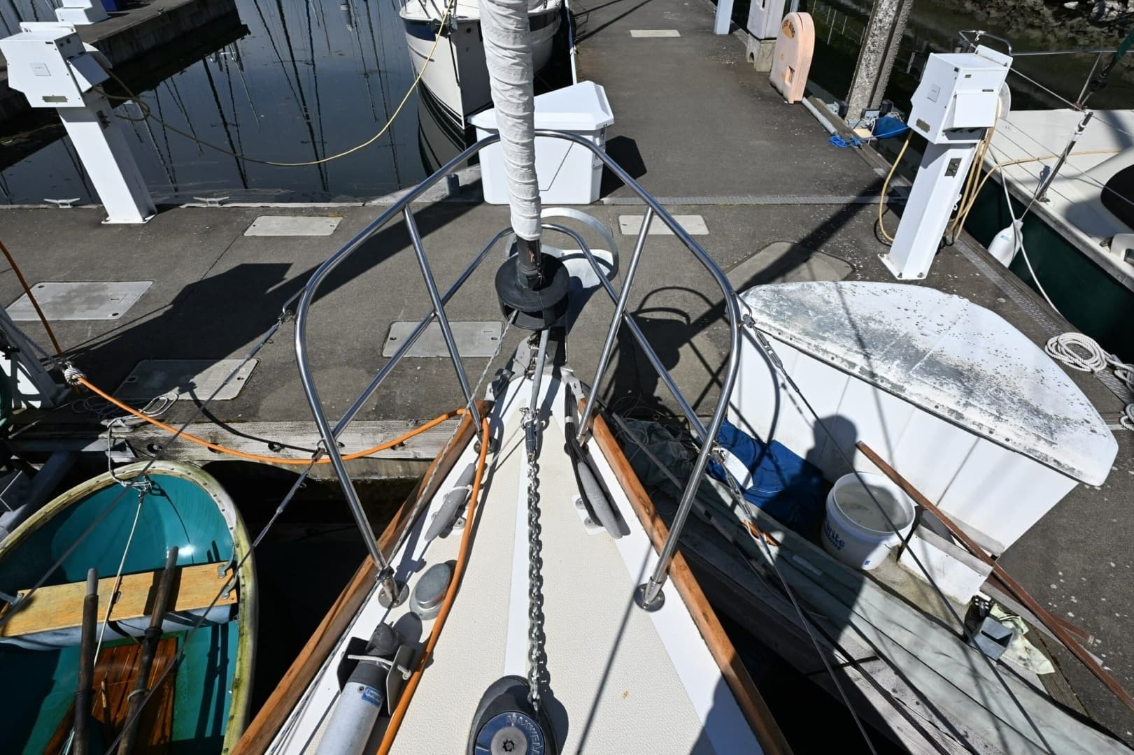 1980 Tartan 37 - Image 8