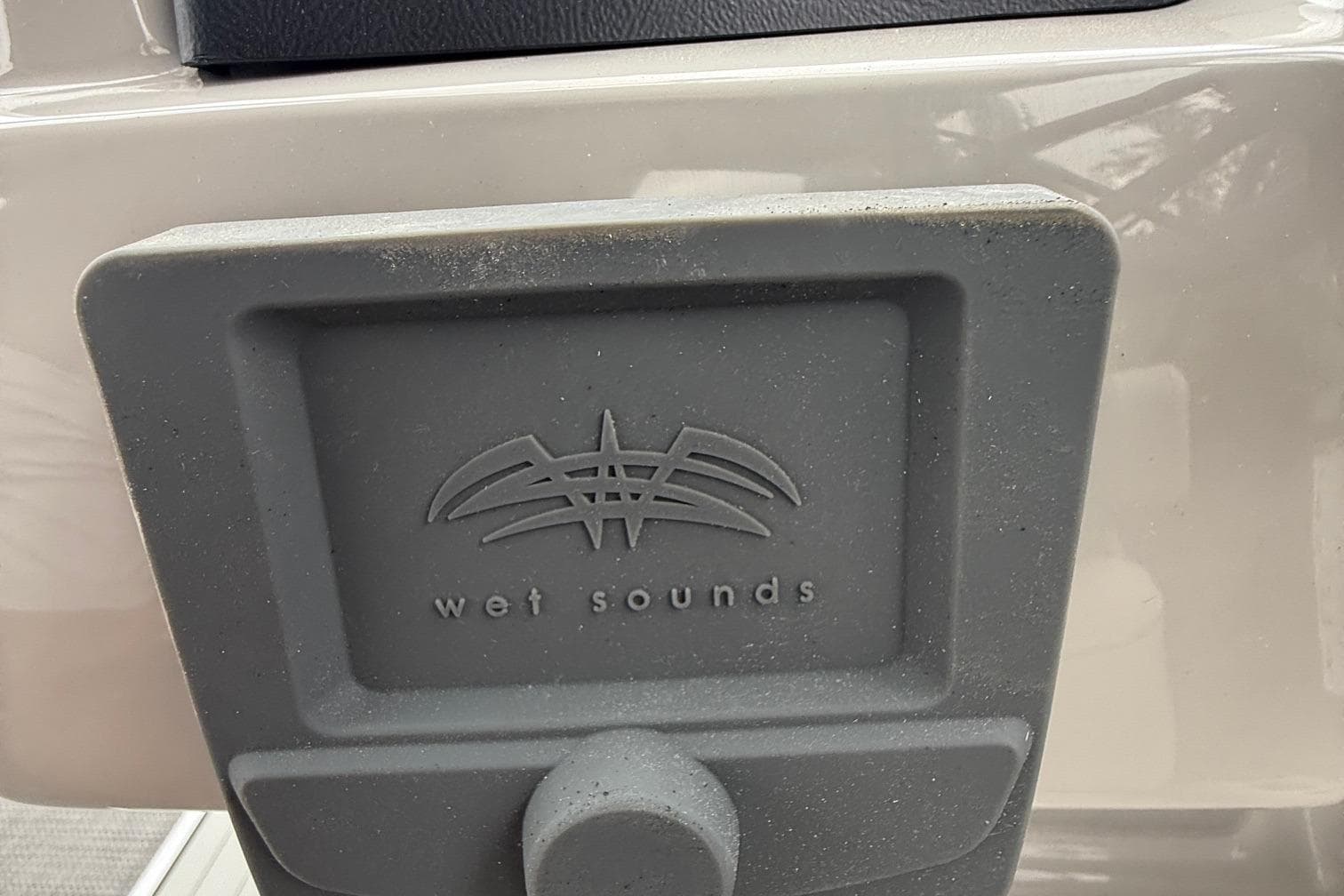 Wet Sounds logo on 2026 Sylvan L-3 RLZ DH boat speaker.
