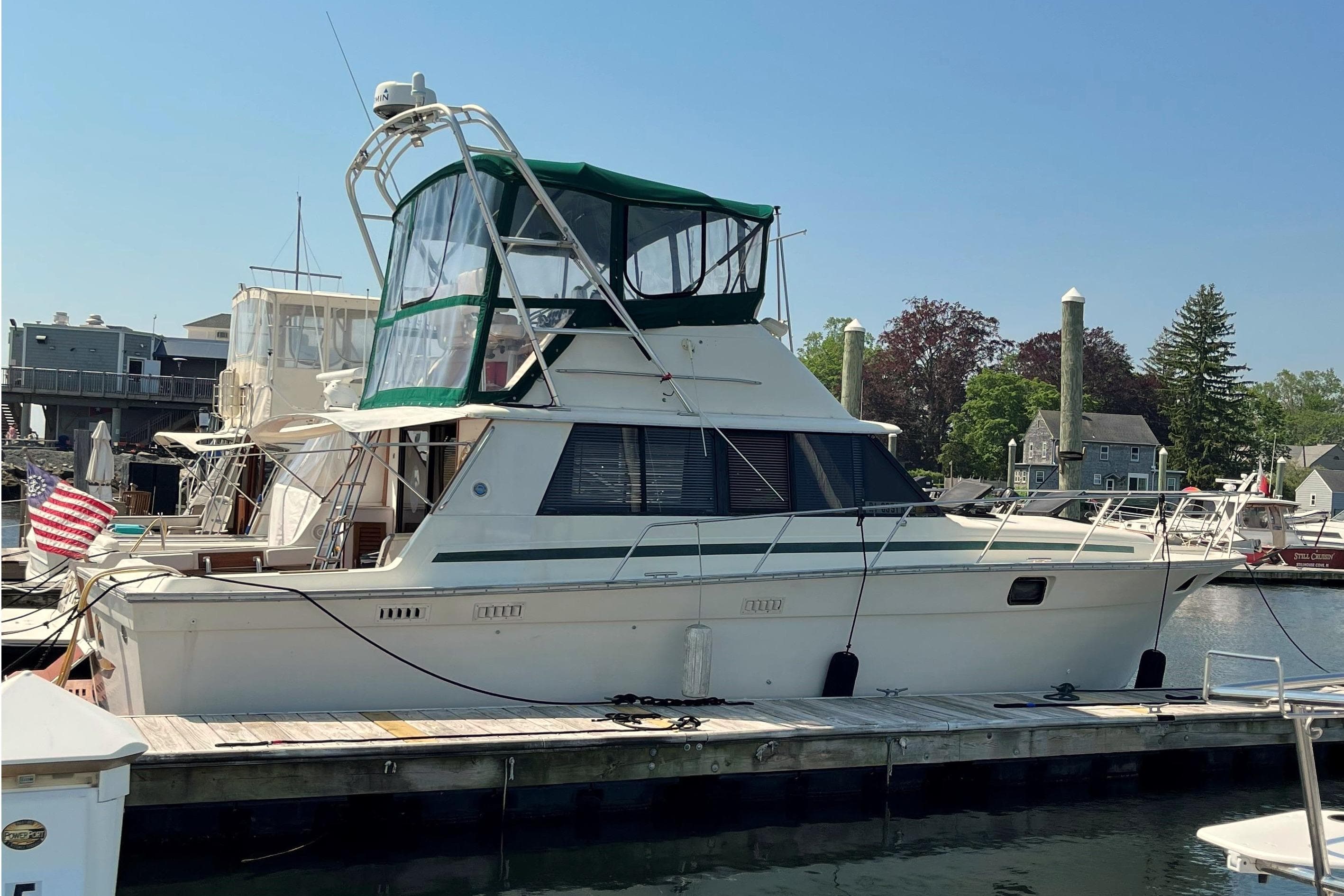 1981 Silverton 37 Convertible