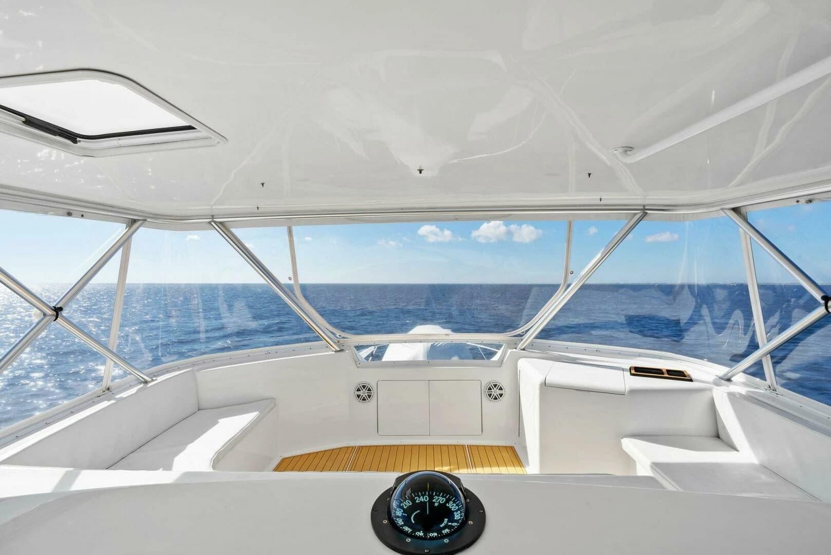 2002 Viking 65 Convertible - Image 58