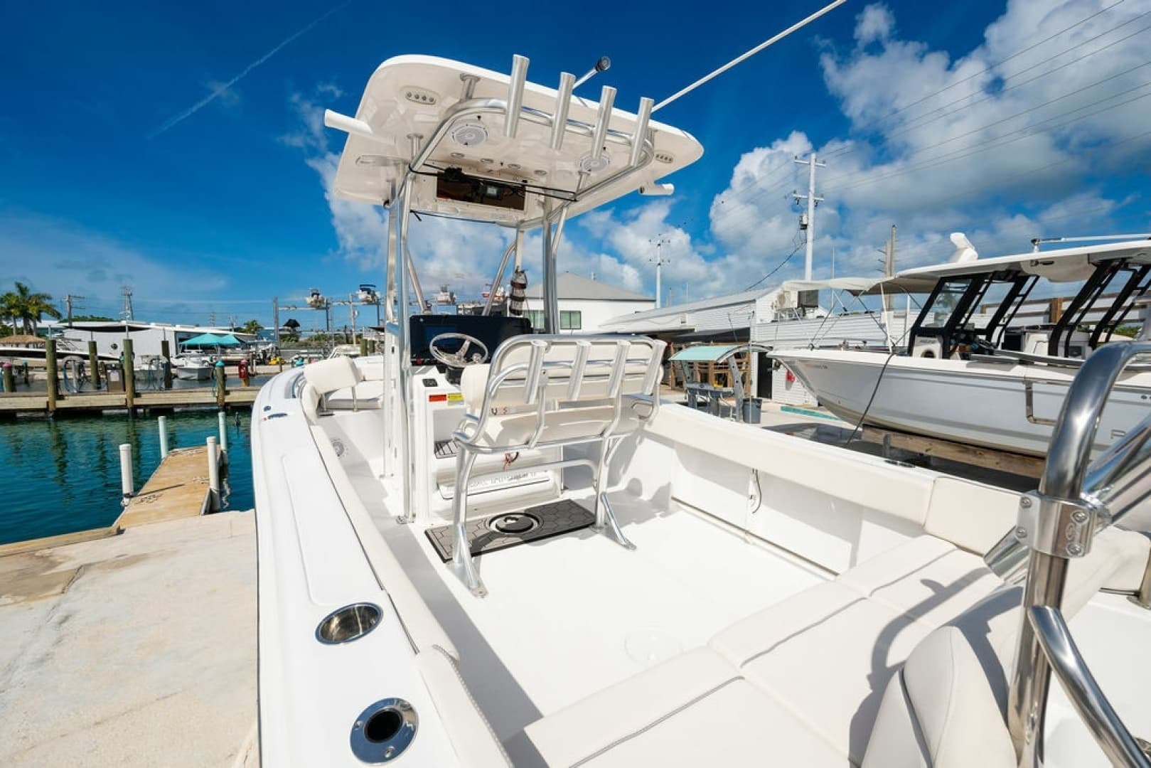 2023 Sea Hunt 234 Ultra - Image 9