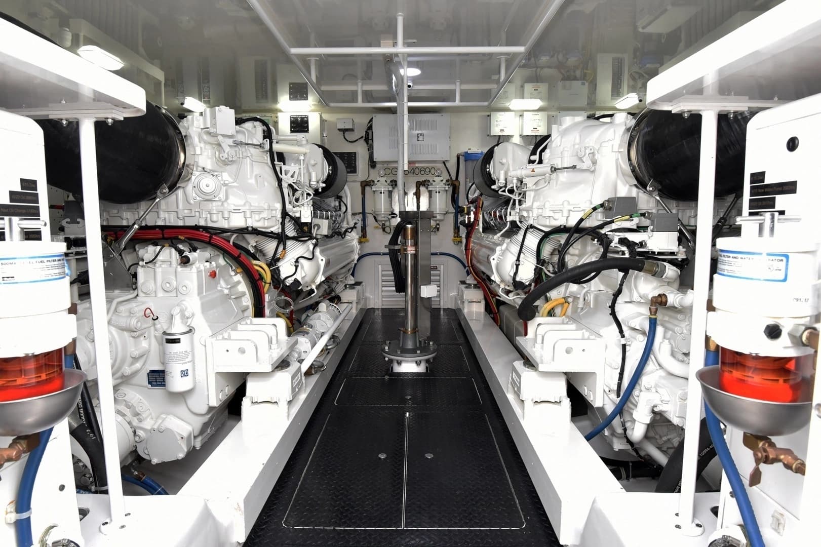 2019 Viking 80 Skybridge - Image 102