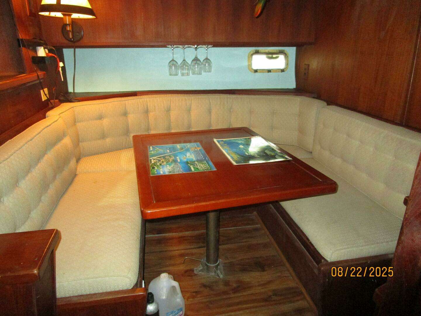 1984 Viking 44 - Image 38