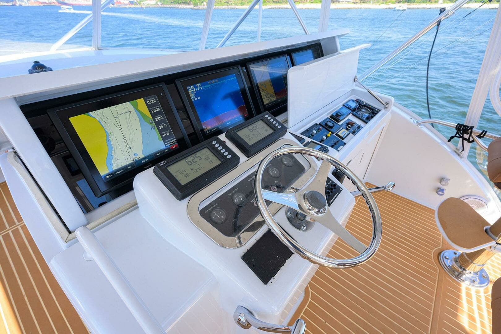 2001 Hatteras Convertible - Image 51
