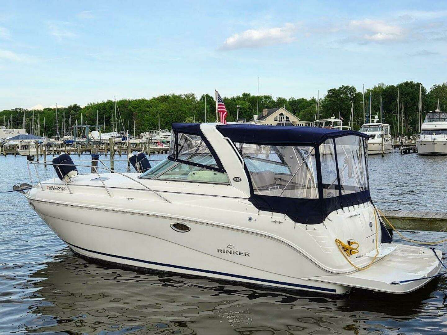 2007 Rinker 320 Express - Image 5