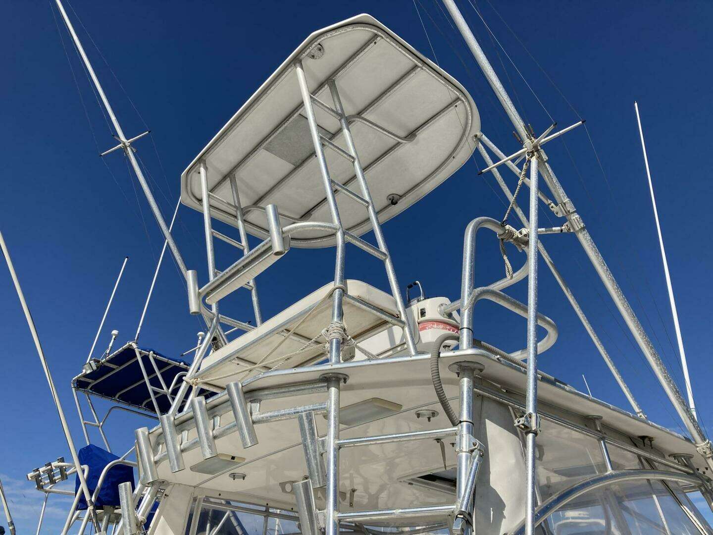 2006 Luhrs 280 Express Open - Image 7