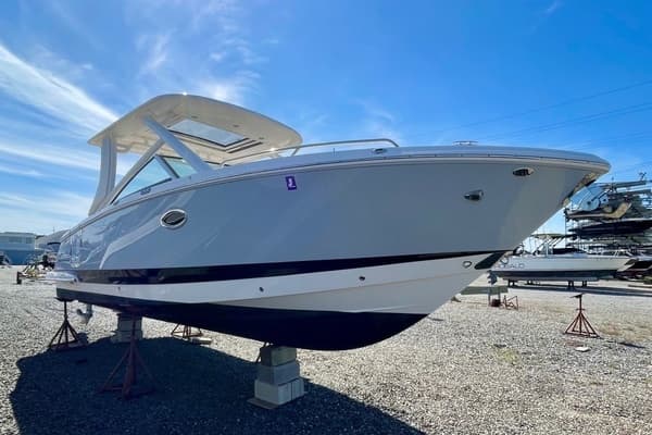 2023 Chaparral 280 OSX - Image 1