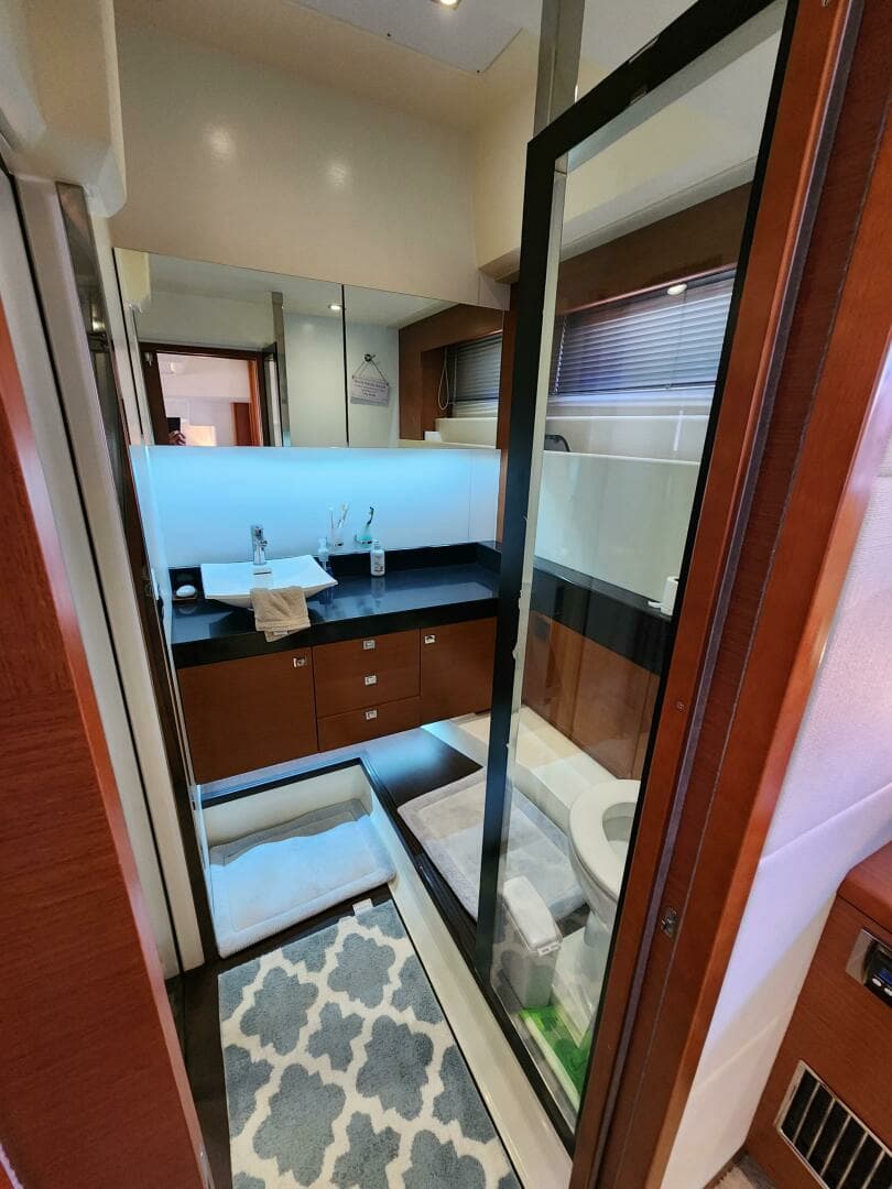 2014 Prestige 550 - Image 43
