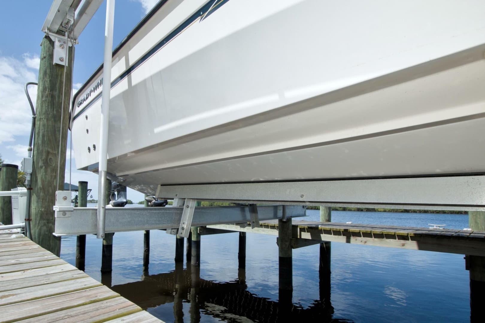 2013 Grady-White Freedom 275 - Image 45