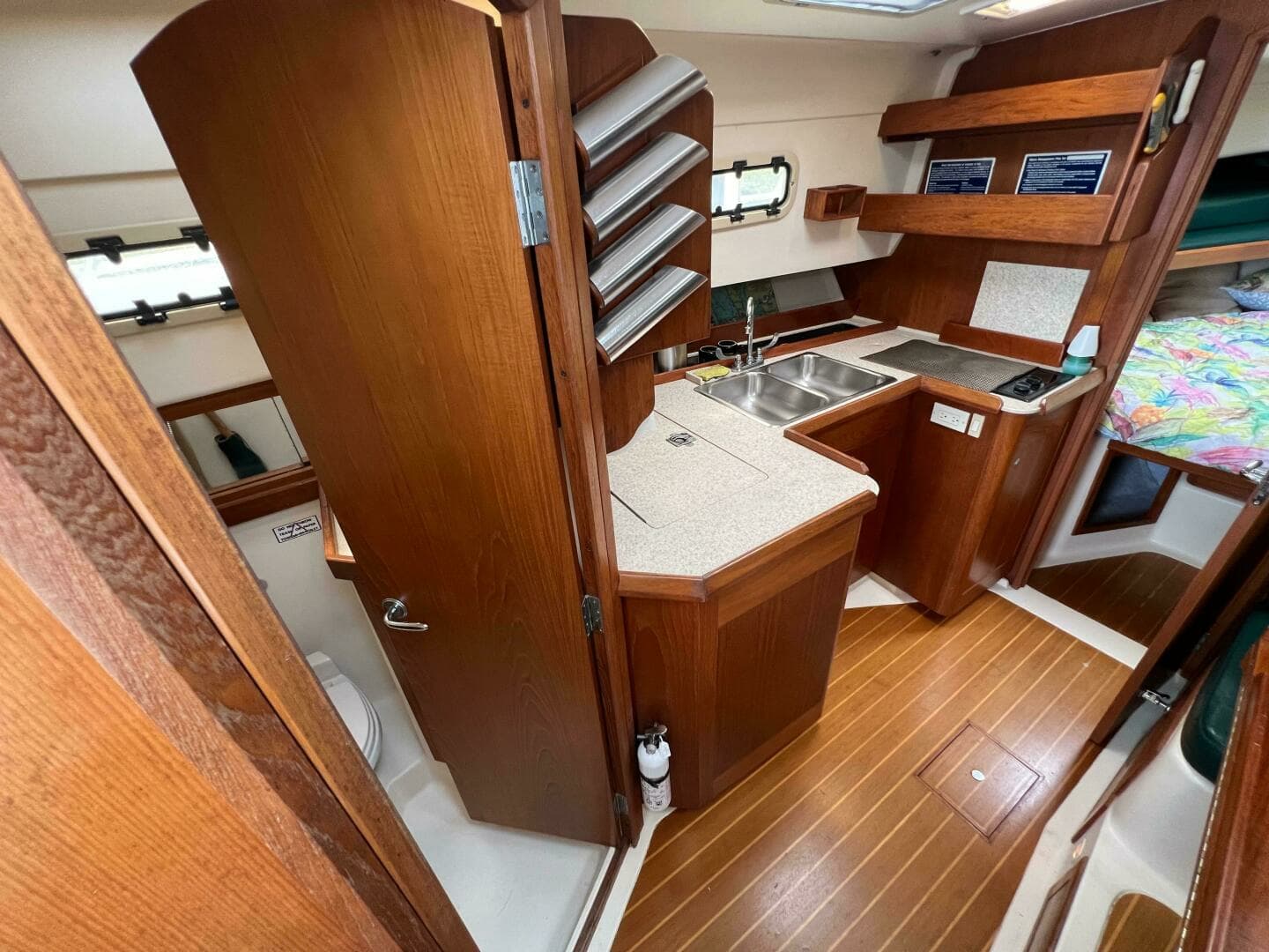 2000 Mainship Pilot 34 - Image 14