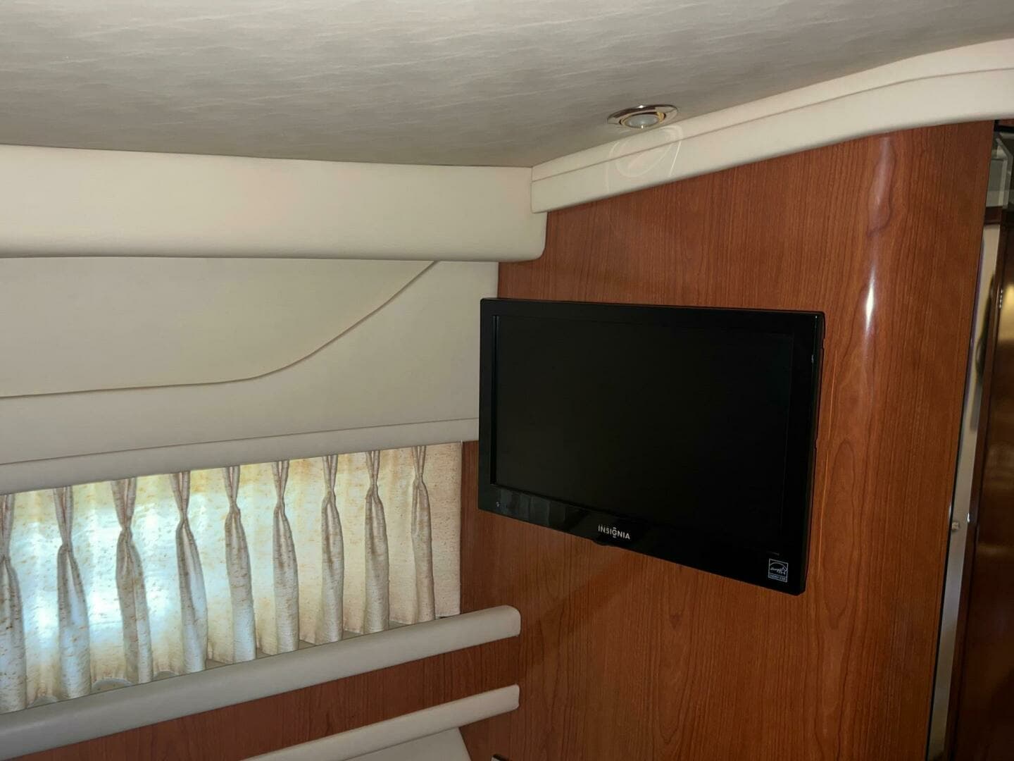 2002 Sea Ray 460 Sundancer - Image 58