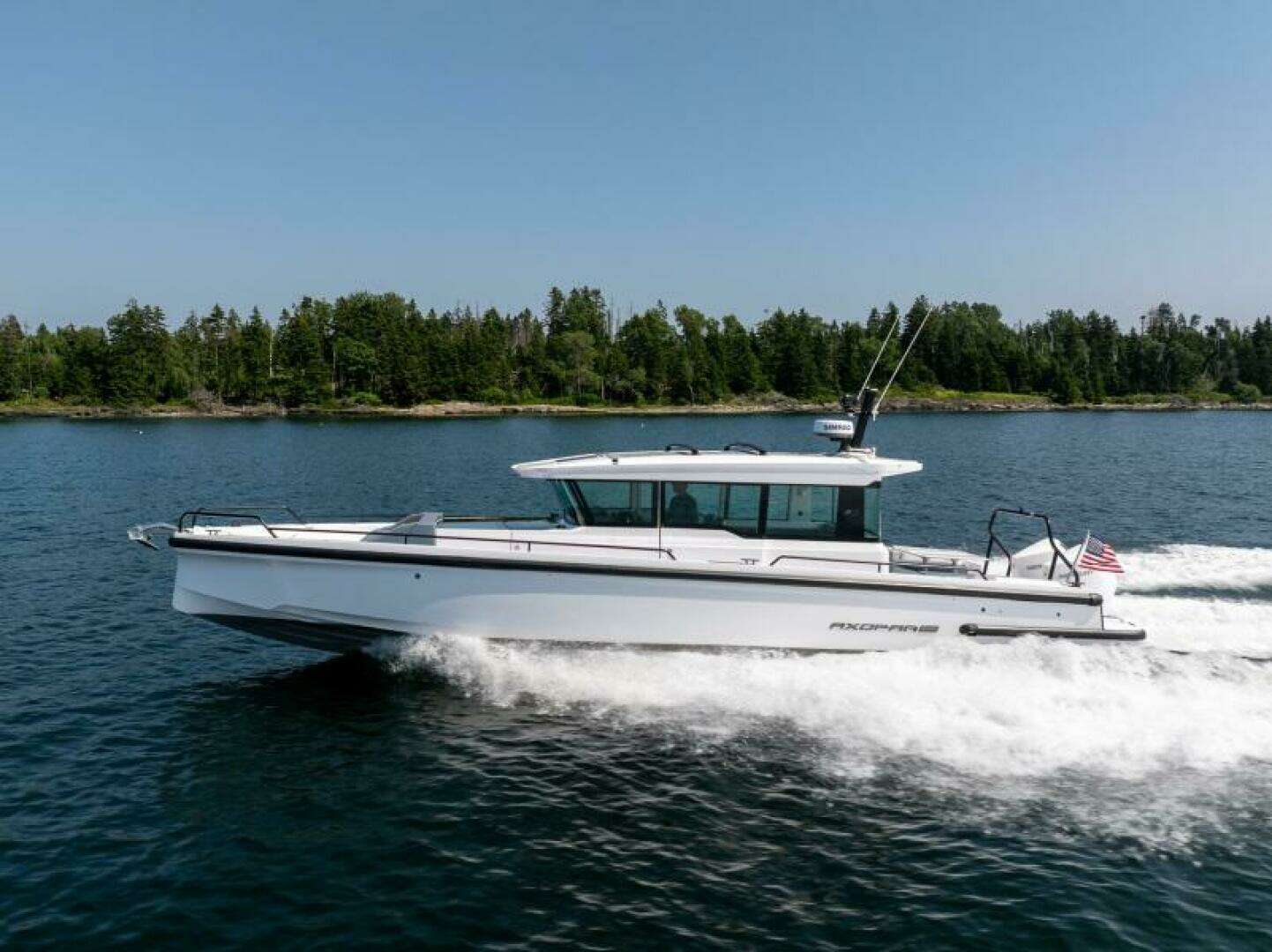 2026 Axopar Axopar 37 XC - Image 4