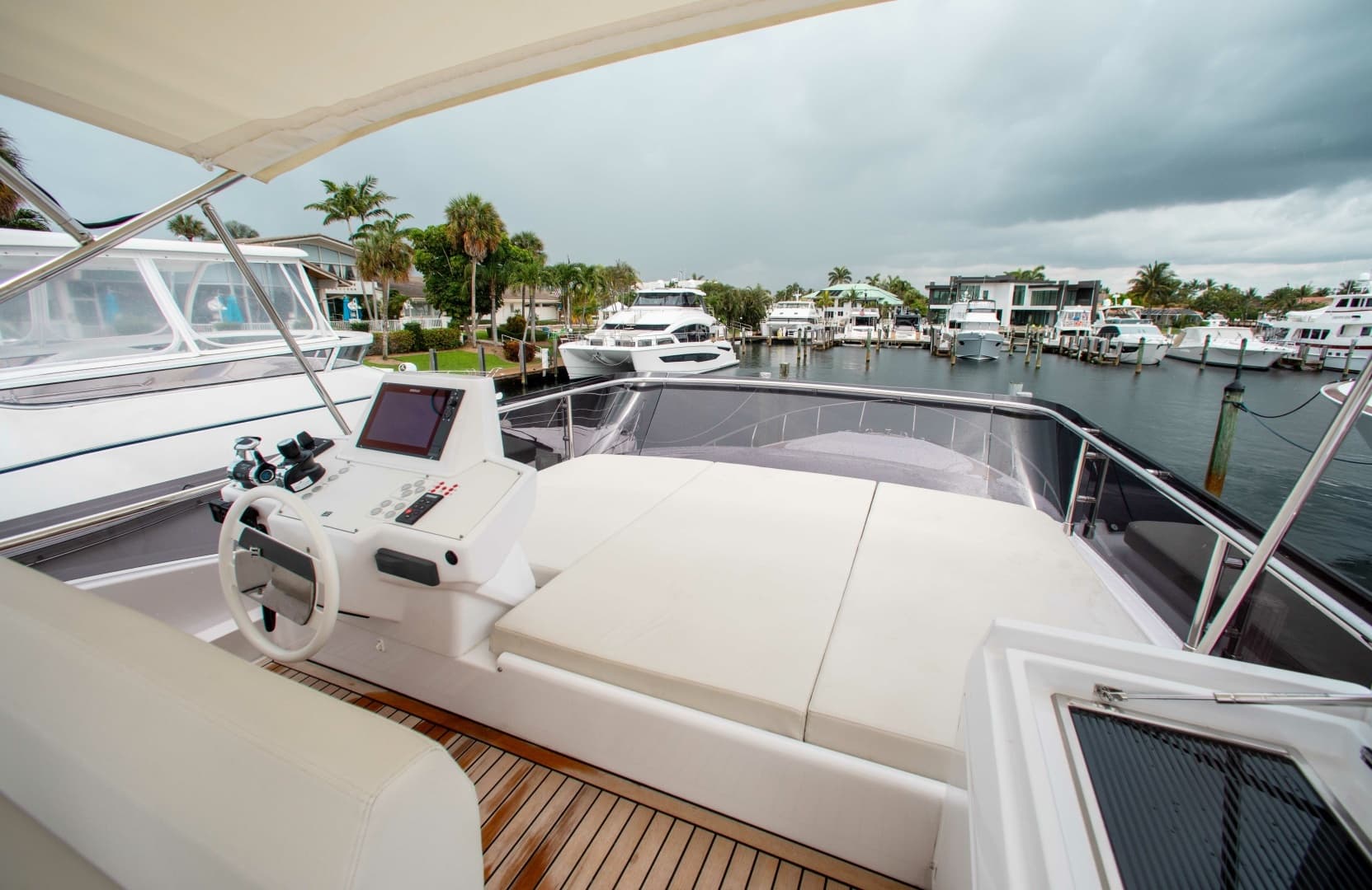 2022 Ferretti Yachts 550 - Image 7