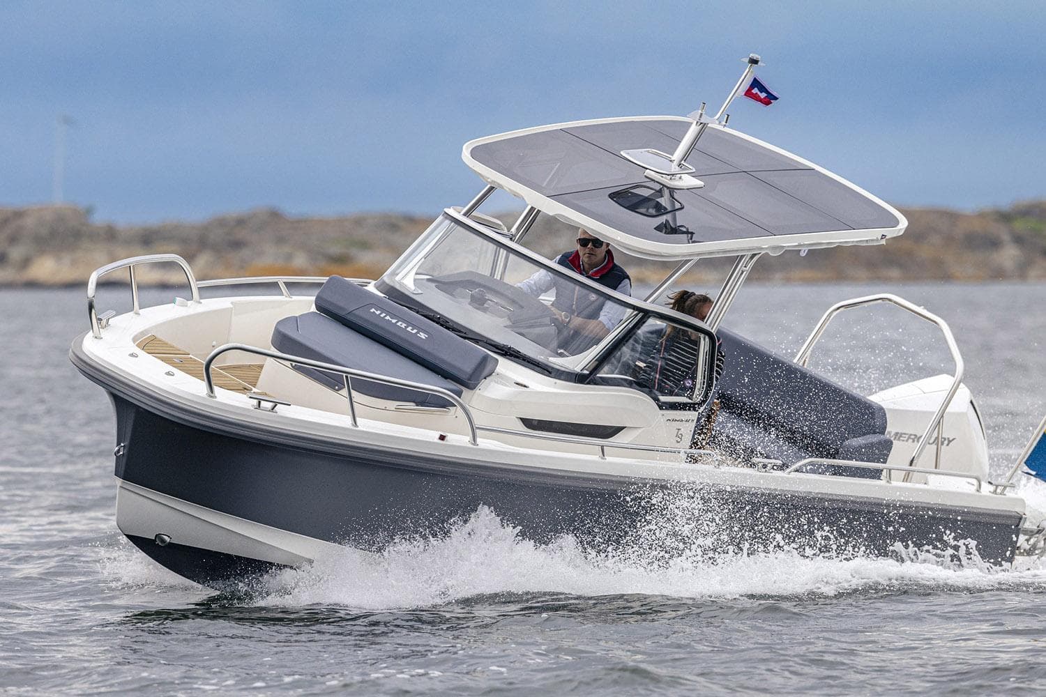 2024 Nimbus Tender 8