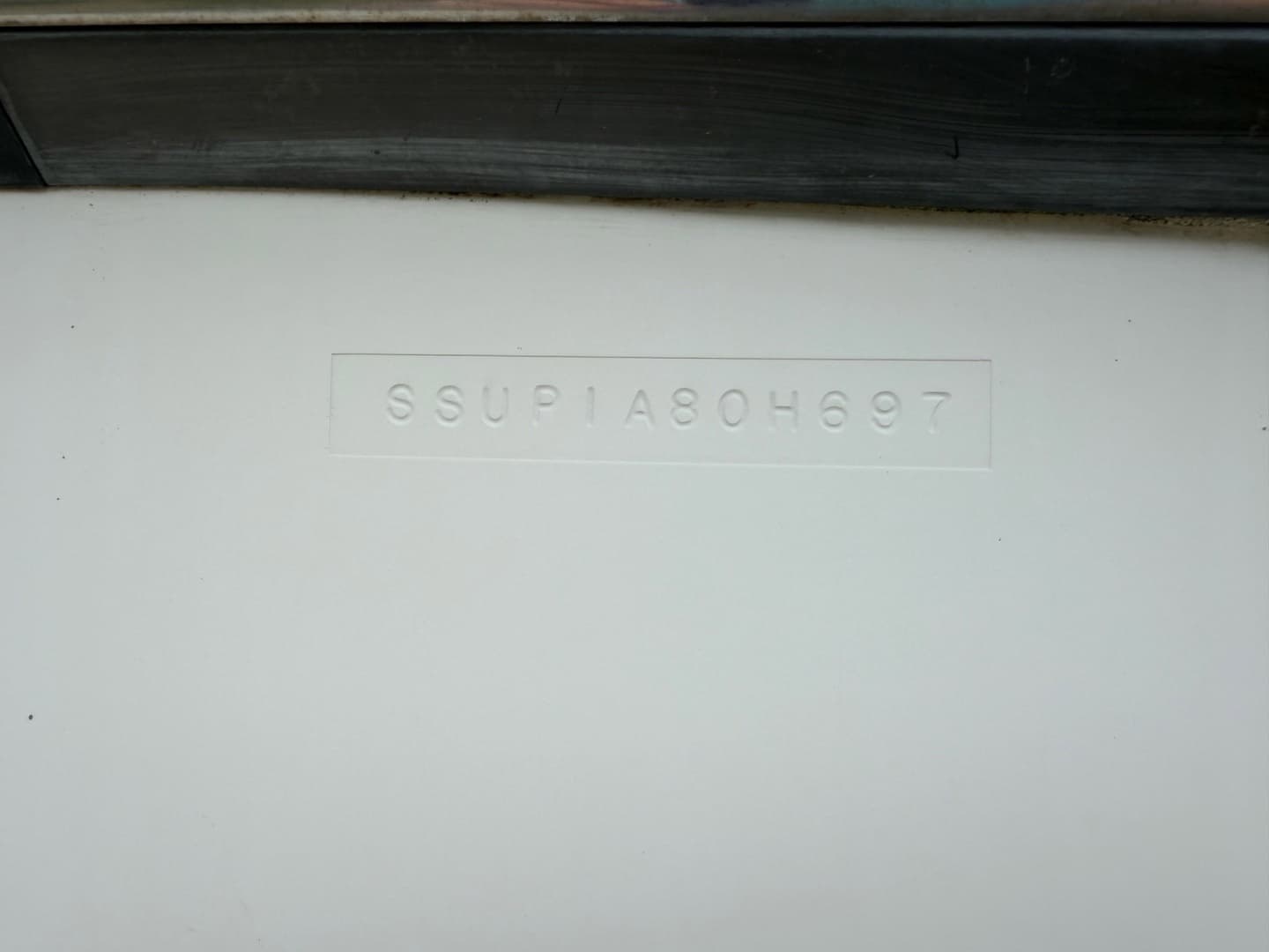 1997 Pursuit 3100 Express - Image 29