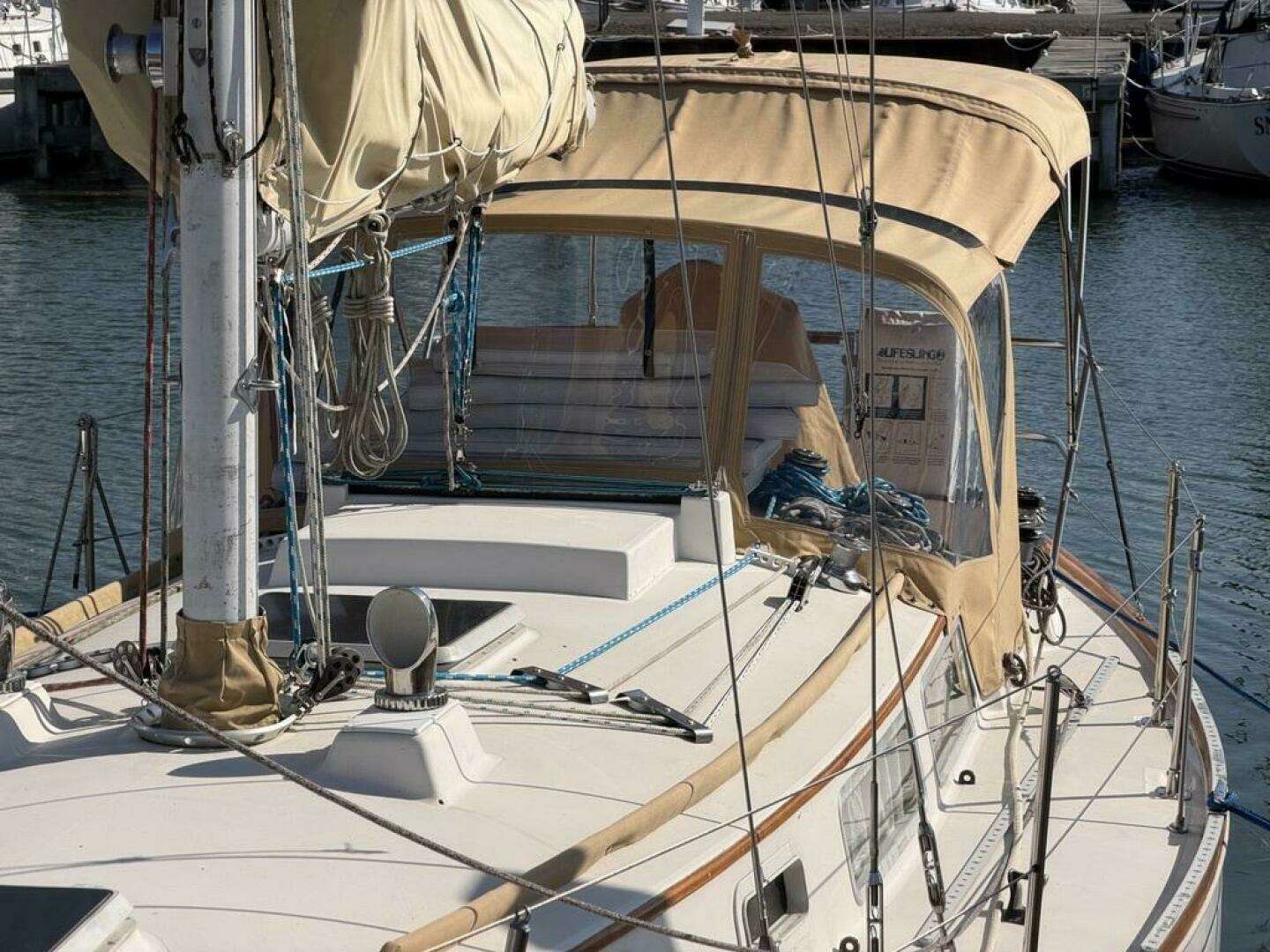 1984 Sabre Sabre 34-1 - Image 7