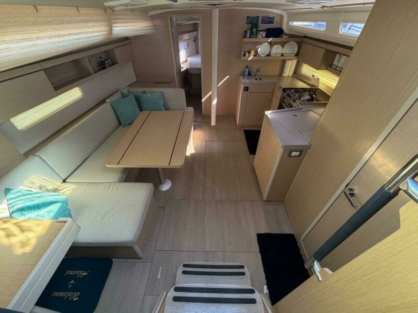 2022 Beneteau 40.1 - Image 4