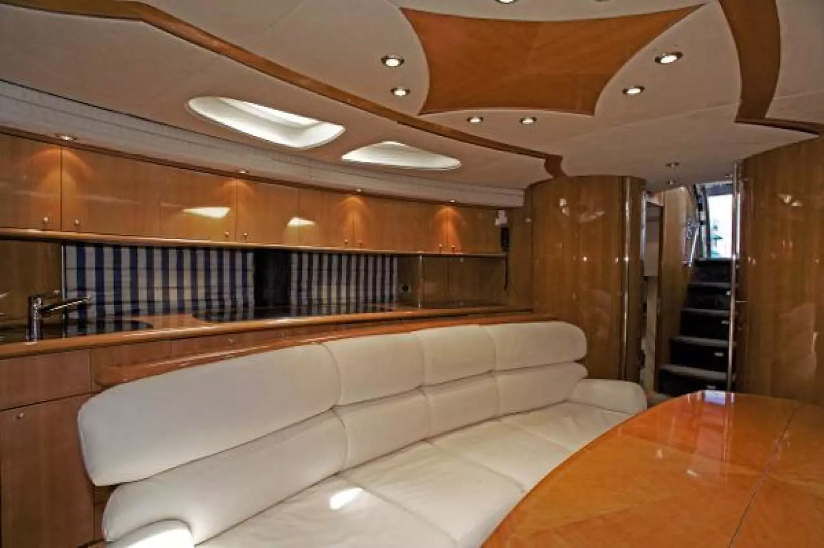 1999 Sunseeker Predator - Image 14