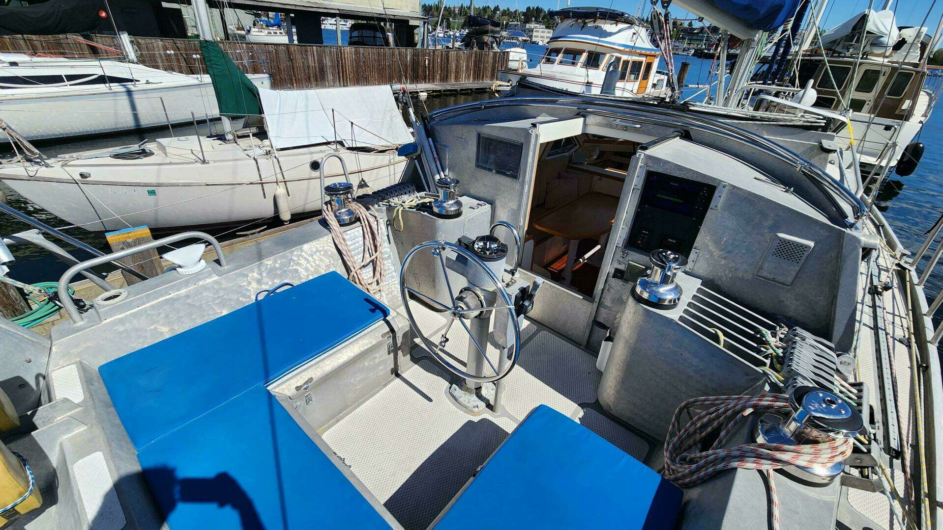 2004 Dudley Dix Jacobs Bros 43 Pilot - Image 8