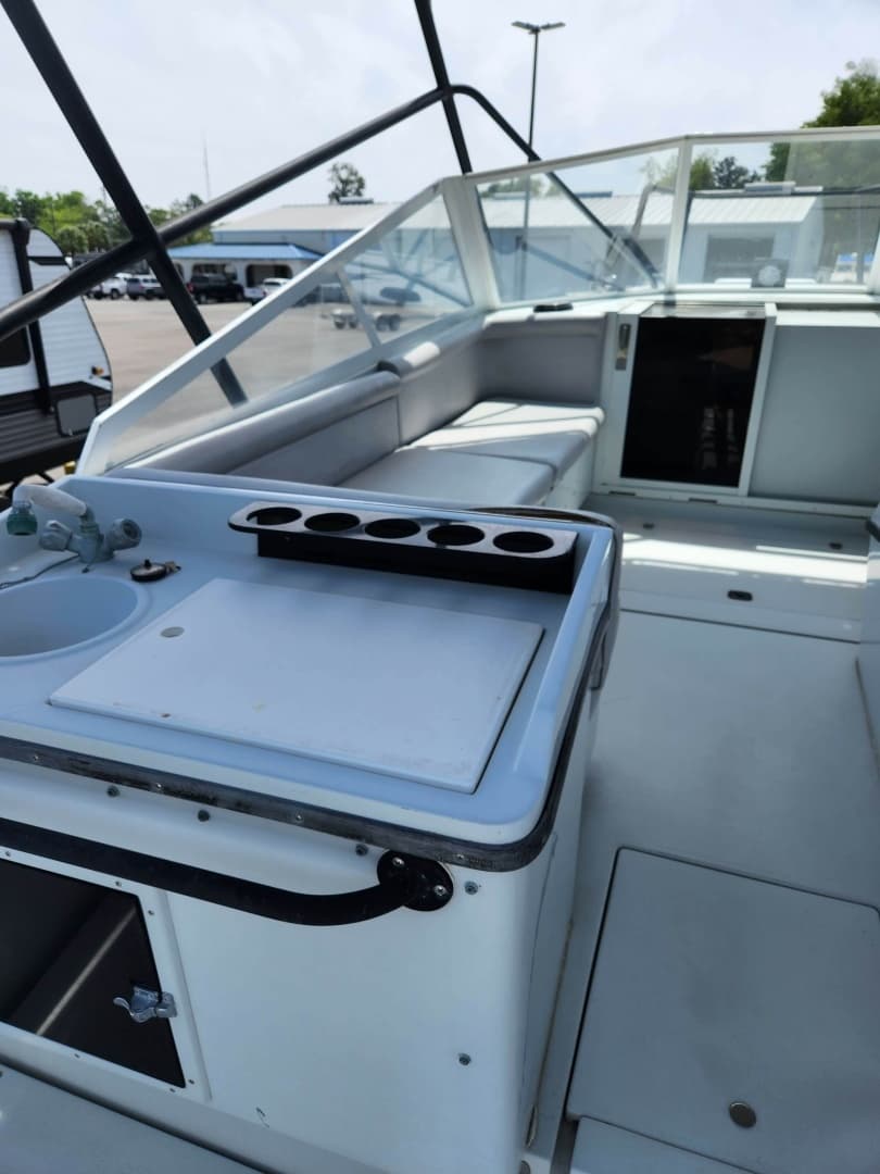 2001 Contender 35 Side Console - Image 10