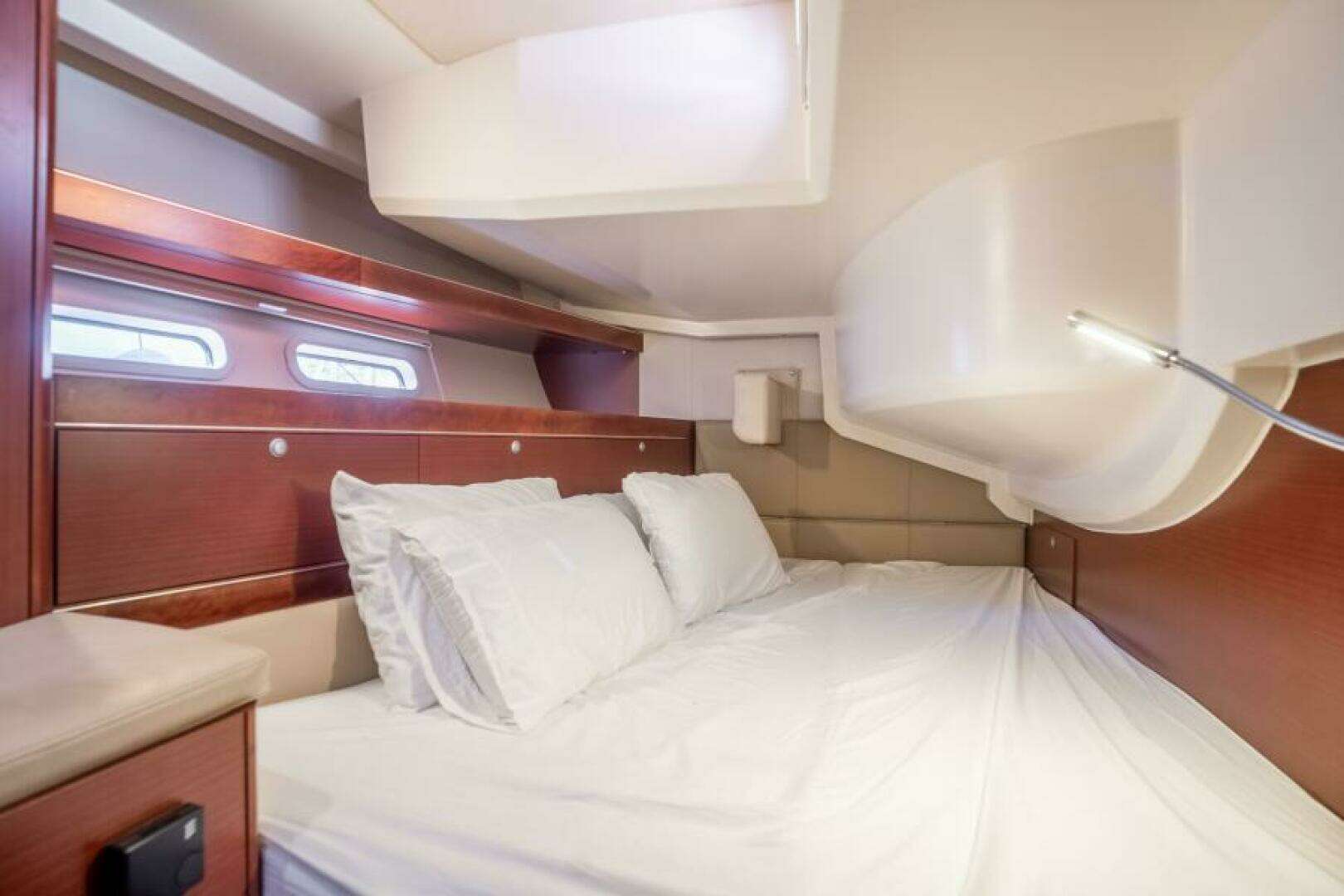 2013 Hanse 575 - Image 29