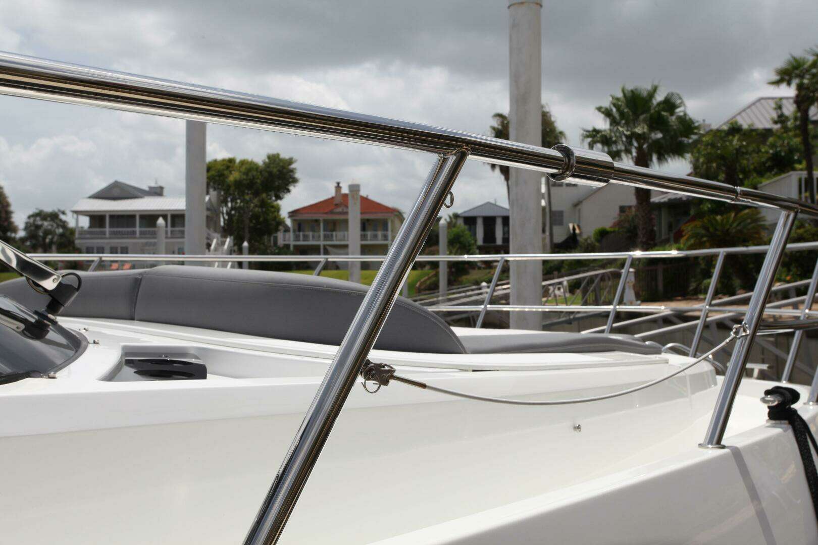 2025 Galeon — - Image 21