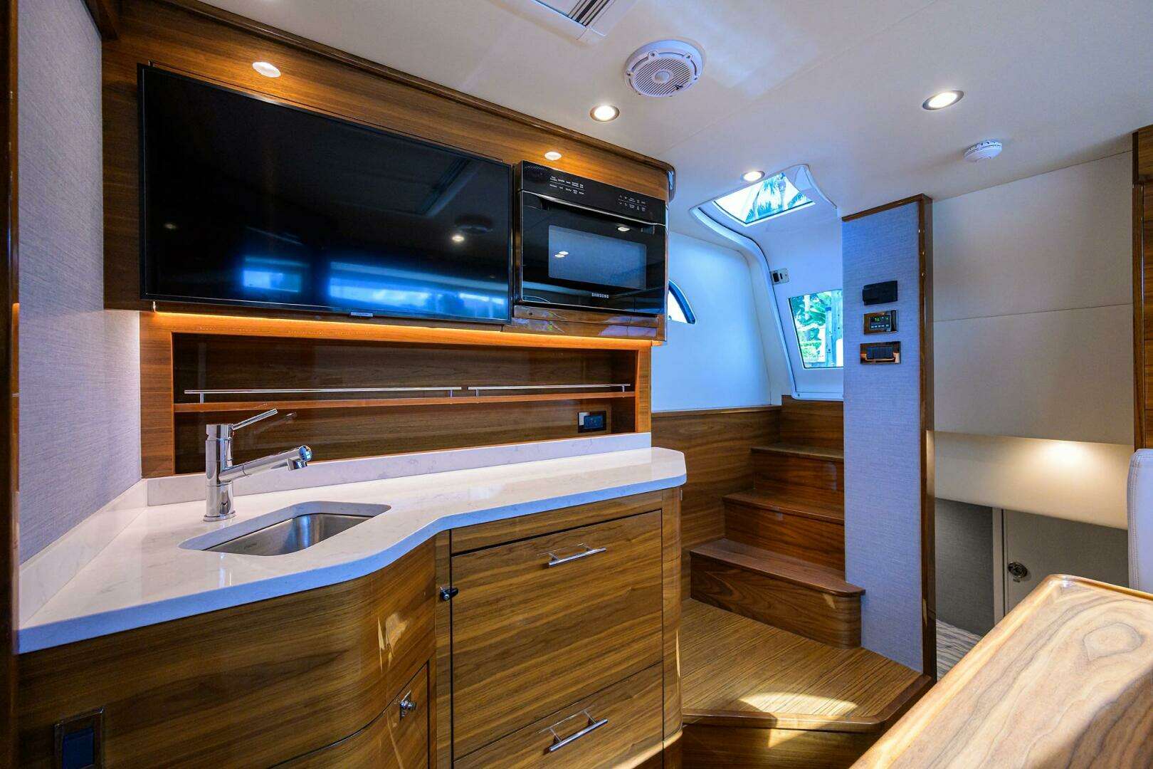 2024 Valhalla Boatworks V-55 - Image 5