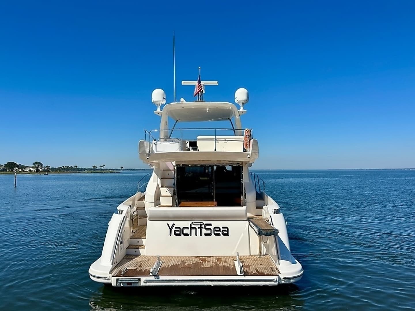 2011 Azimut FlyBridge - Image 8