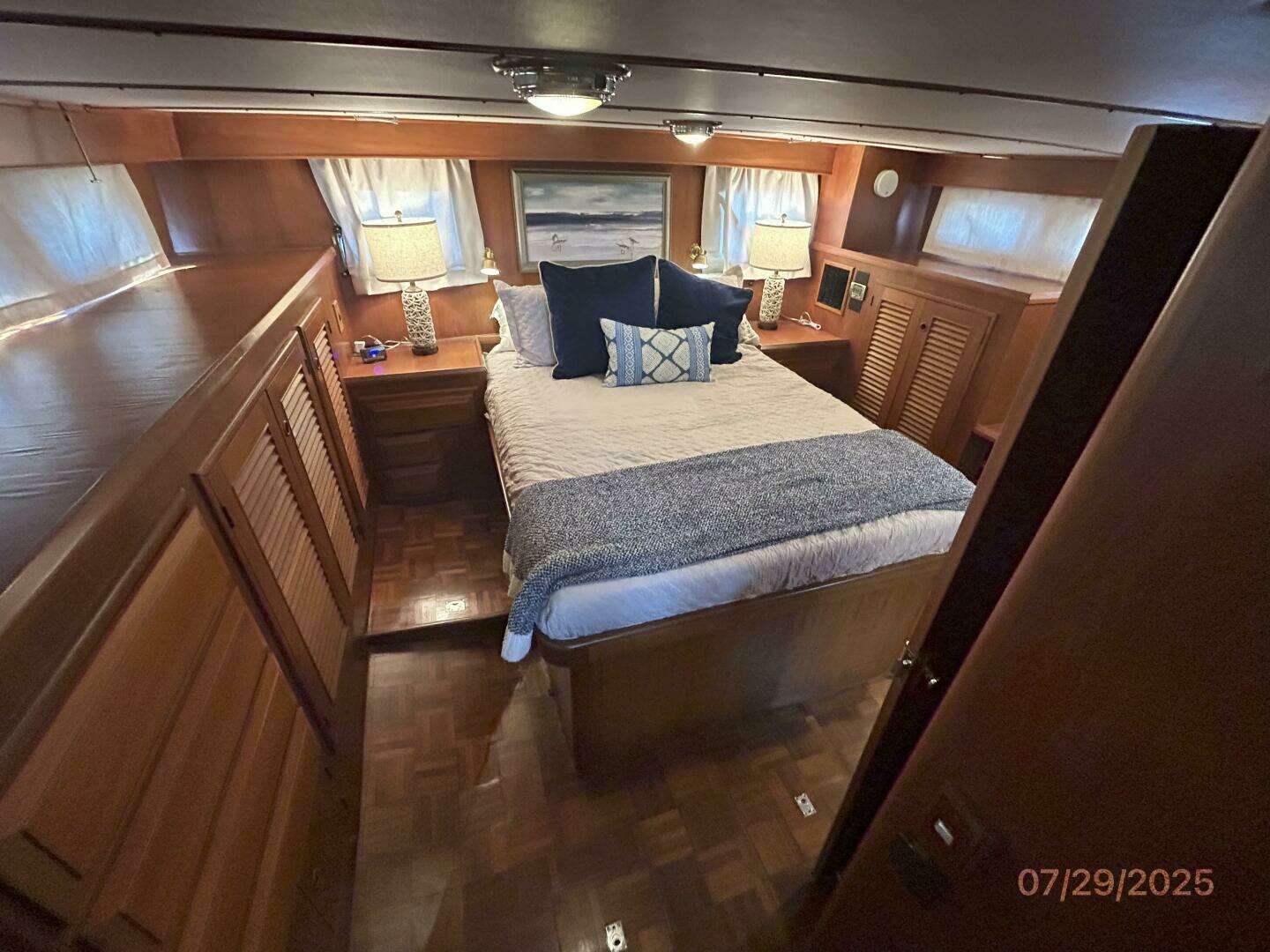 1989 DeFever Offshore Cruiser - Image 46