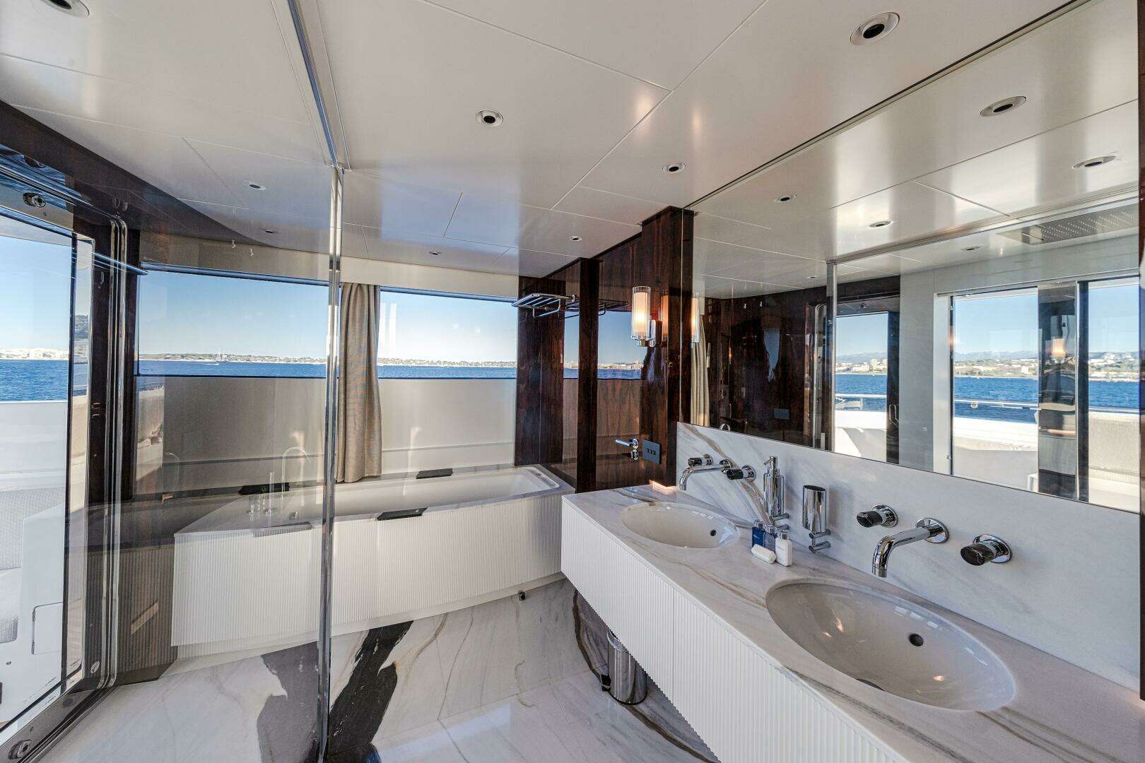 2023 Canados Expedition Yacht - Image 12