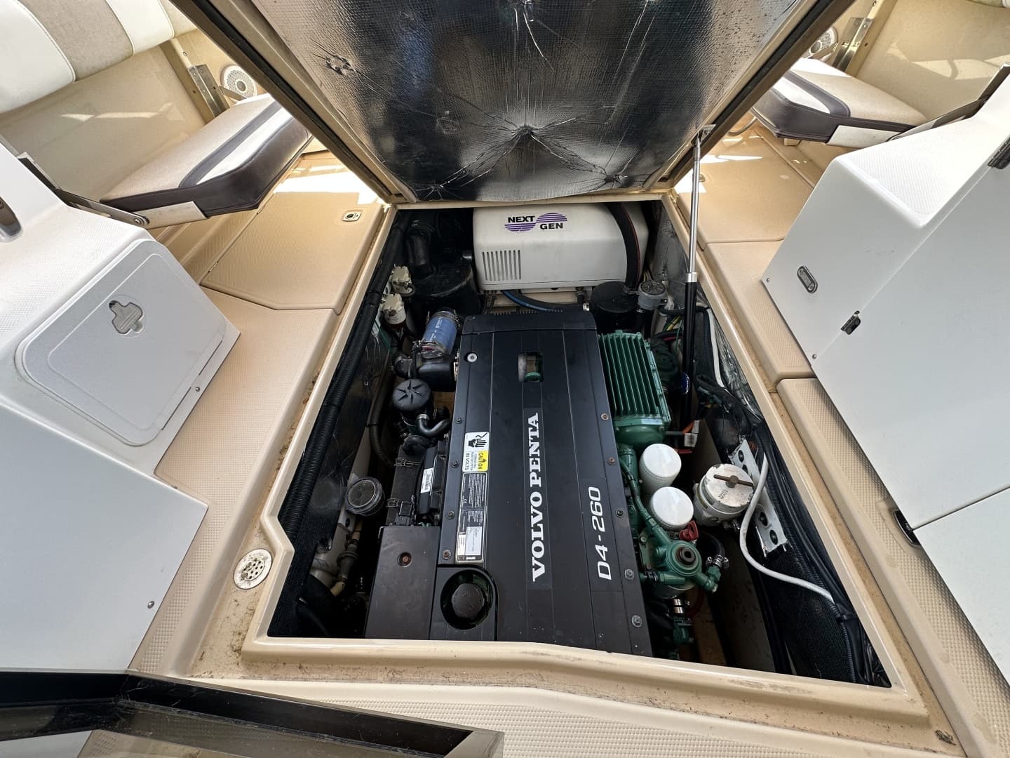 2016 Cutwater C-28 LE - Image 29
