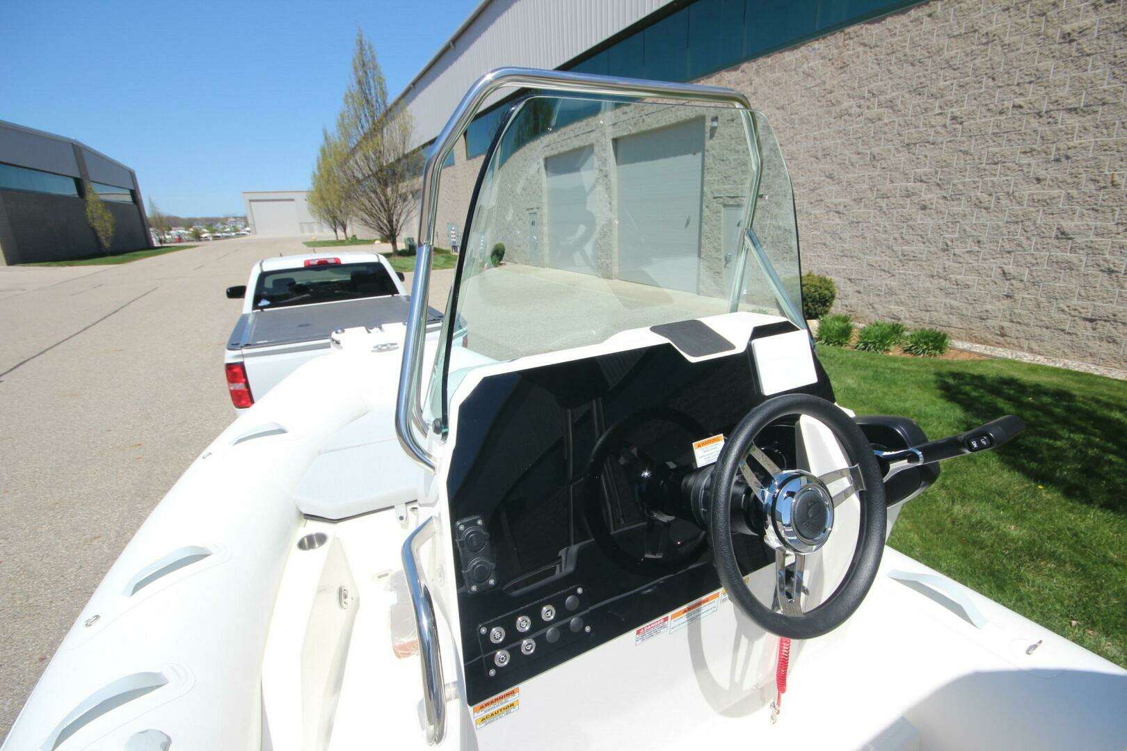 2025 Zodiac Medline 5.8 NEO - Image 24