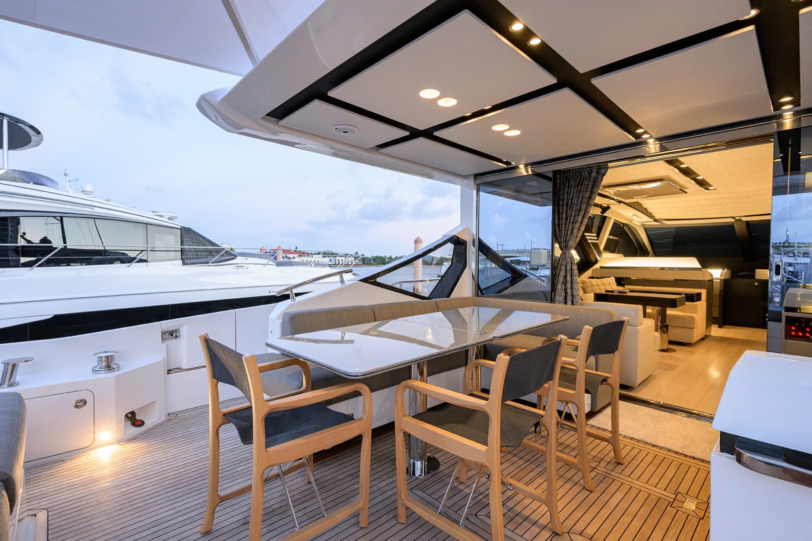 2019 Azimut S7 - Image 27