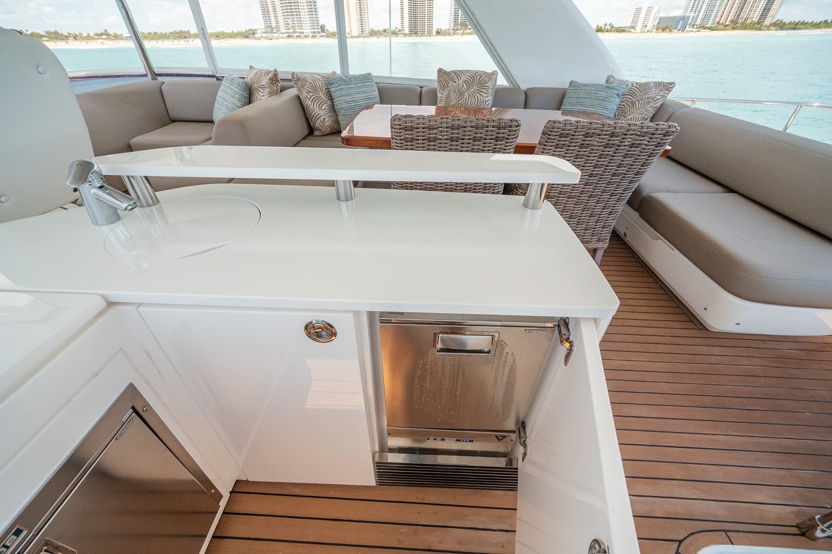 2017 Princess 68 Flybridge - Image 71