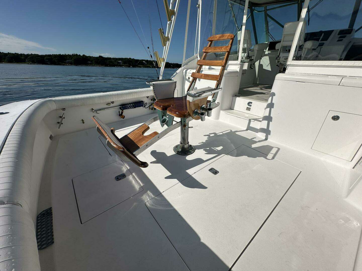 2007 Topaz 40 Express - Image 26