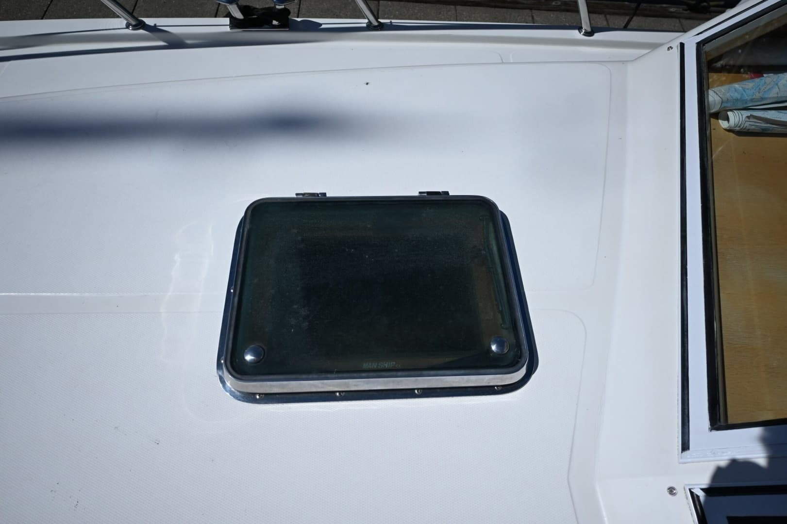 1999 McKinna 47 Sedan - Image 13