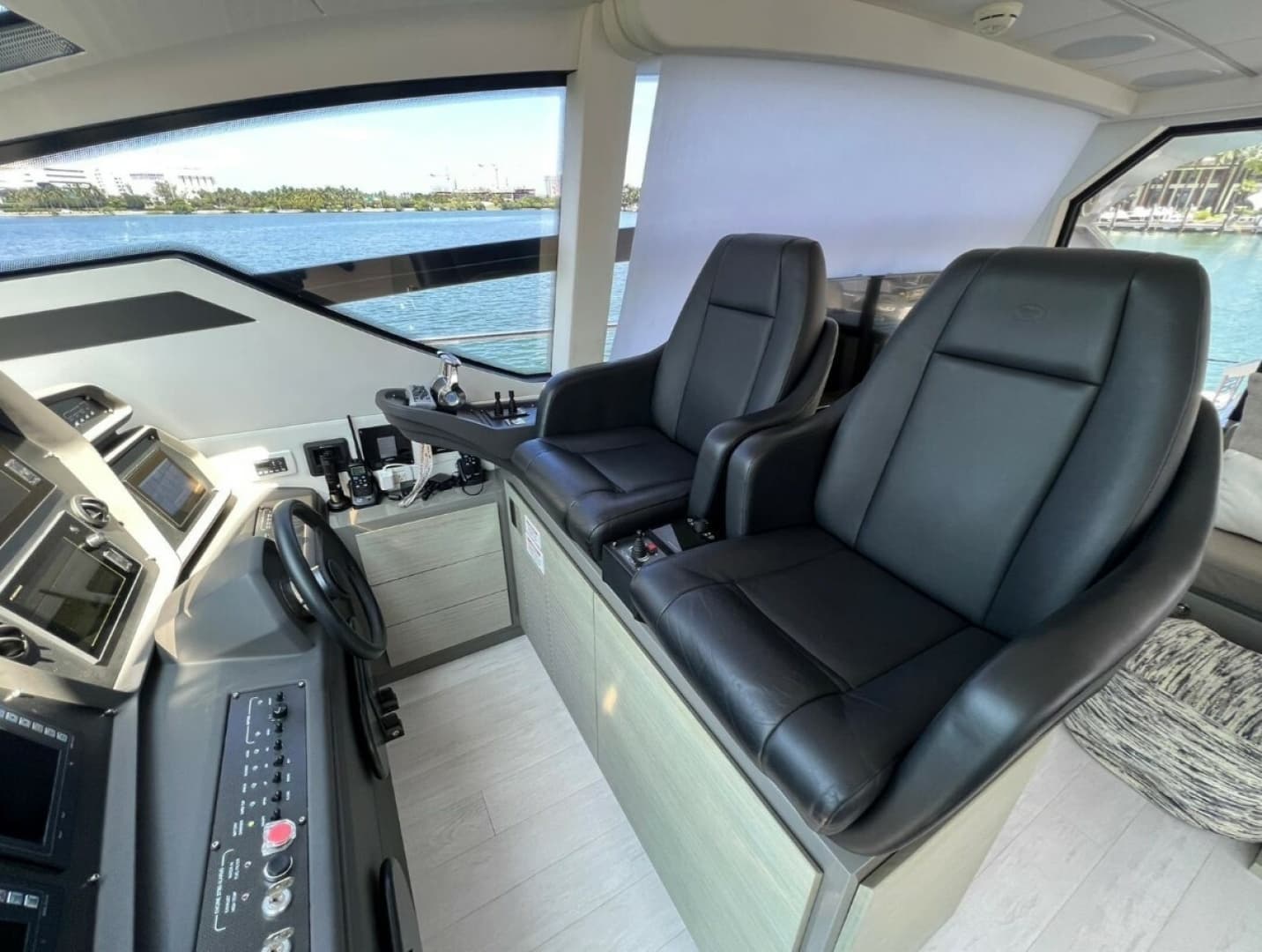 2018 Pershing — - Image 14