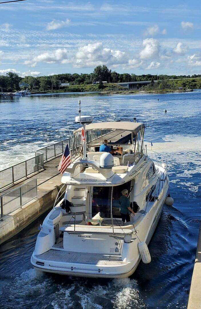 2002 Sealine T47 - Image 8
