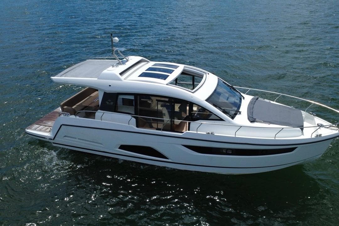 2022 Sealine C430