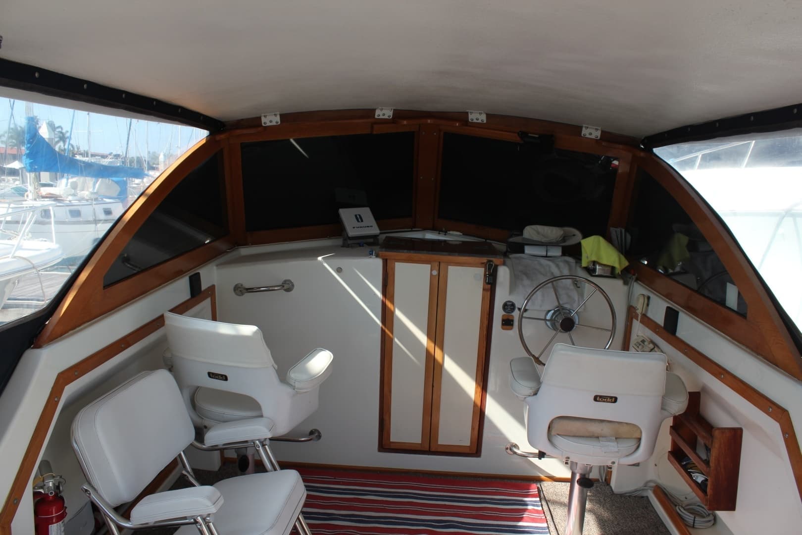 1988 Cape Dory 28 FISHERMAN HARDTOP - Image 9
