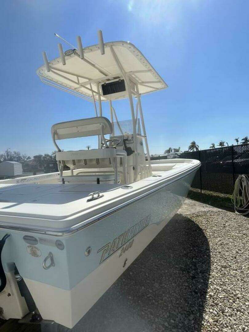 2016 Pathfinder 2400 TRS - Image 6