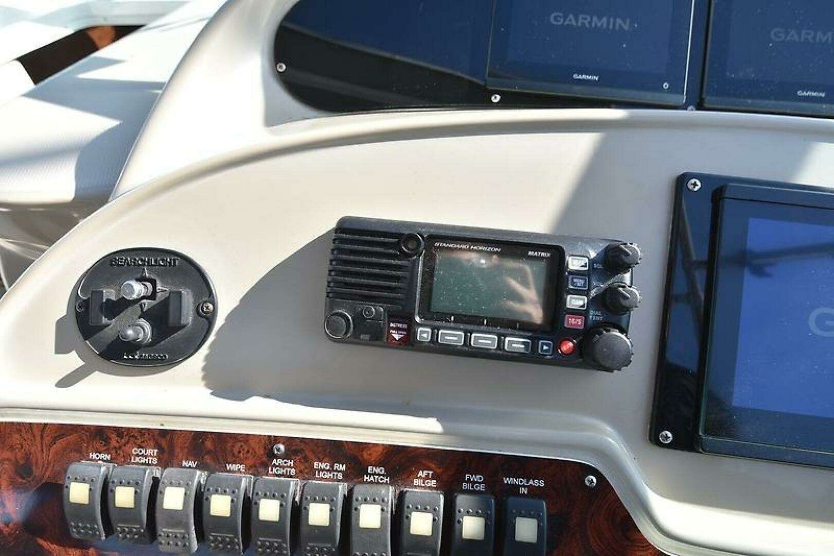 2003 Chaparral Signature 320 - Image 7