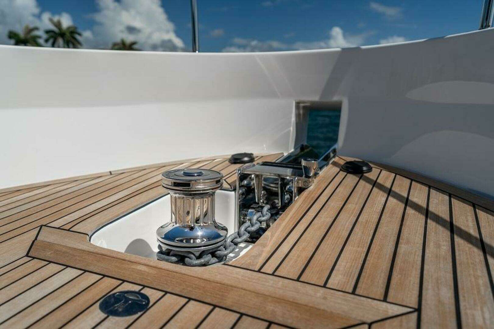 2027 Offshore Yachts — - Image 23